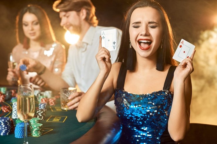 Beragam game dari slot sampai live casino tersedia di platform hiburan online